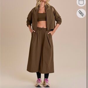 Liveactive wide leg
